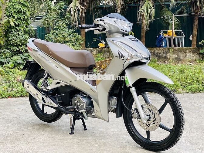 HONDA FUTURE 125 FI KIM PHUN ĐIỆN TỬ 2024 XE ZIN