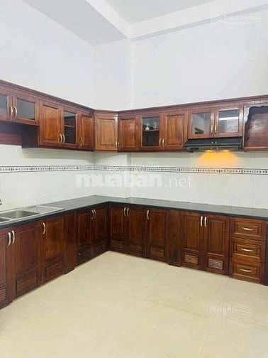 Hot! Kẹt vốn bán gấp căn nhà Nguyên Hồng, Bình Thạnh 3tỷ090/ 46,5m2
