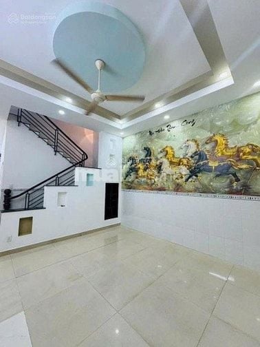 Hot! Kẹt vốn bán gấp căn nhà Nguyên Hồng, Bình Thạnh 3tỷ090/ 46,5m2