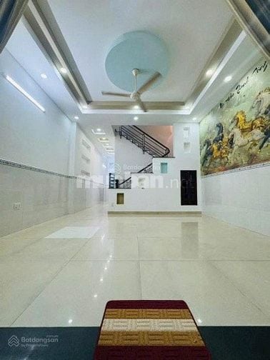 Hot! Kẹt vốn bán gấp căn nhà Nguyên Hồng, Bình Thạnh 3tỷ090/ 46,5m2