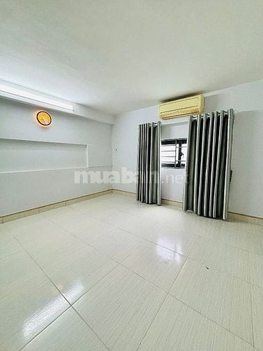 Cực sốc! Bán nhà Nơ Trang Long, P13, Bình Thạnh DT 67m2 giá chỉ 3tỷ050