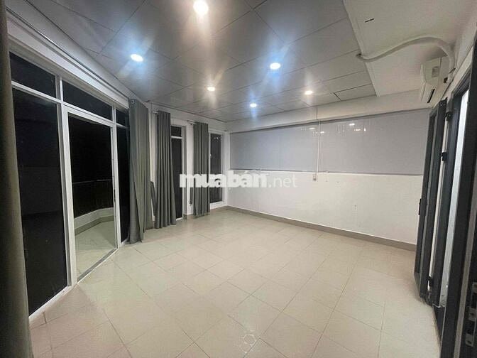 phòng tách bếp 38m2 full ban công đối diện chung cư  hiệp thành