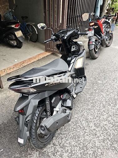 Bán ab125 màu đen vàng