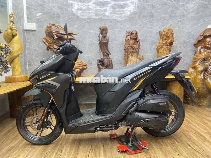 👉Vario 125cc chính chủ 2023 khoá smartkey