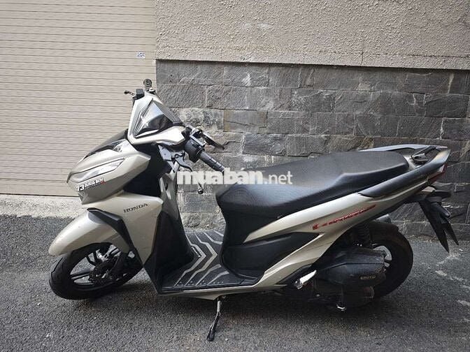Cần bán xe Vario 150 2021 chính chủ