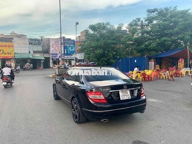 Mercedes C230 xe nhà dùng nâng đời