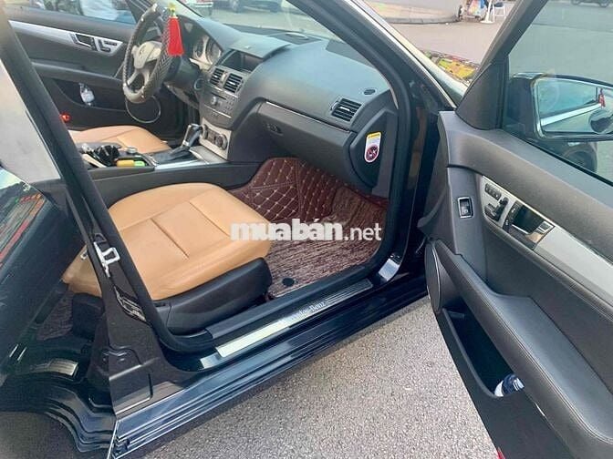 Mercedes C230 xe nhà dùng nâng đời