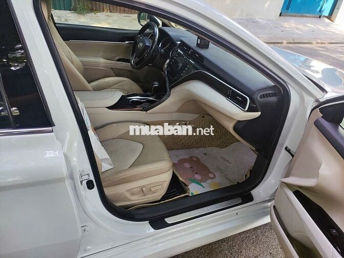 Toyota Camry 2020 2.5Q - 101650 km