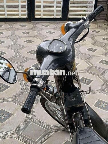 Bộ máy xe tốt tu sửa đi đc 1 năm h ko đi nên bán
