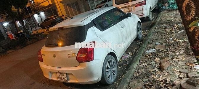 Suzuki Swift 2019 Special 1.2 AT - 100000 km