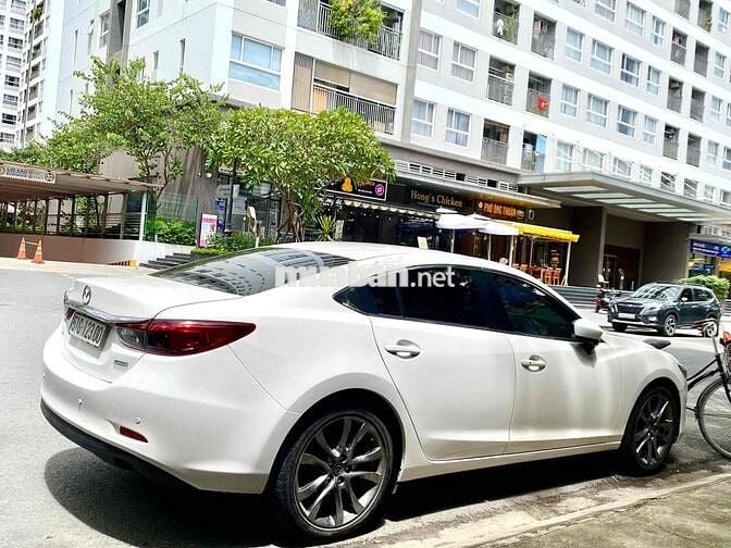 Mazda 6 2017 2.0 Premium - 79000 km