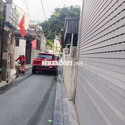 Bán gấp đất Phúc Thịnh ( Nam Hồng) ngõ Thông ô tô