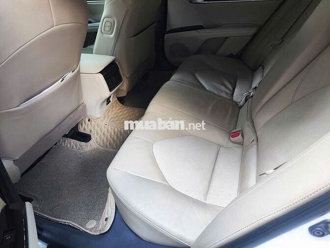 Toyota Camry 2020 2.5Q - 101650 km