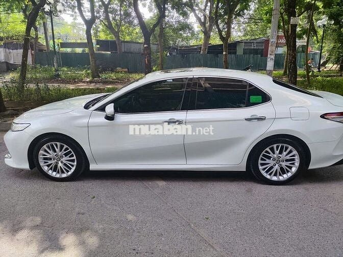 Toyota Camry 2020 2.5Q - 101650 km