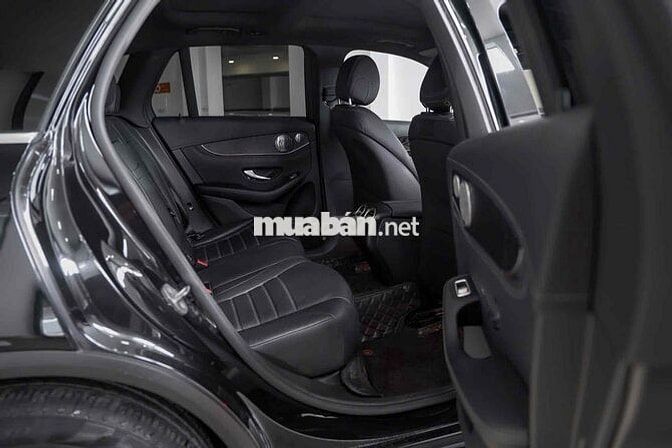 🔺 𝐌𝐄𝐑𝐂𝐄𝐃𝐄𝐒-𝐁𝐄𝐍𝐙 GLC300 4MATIC MODEL 2019 BIỂN SÀI