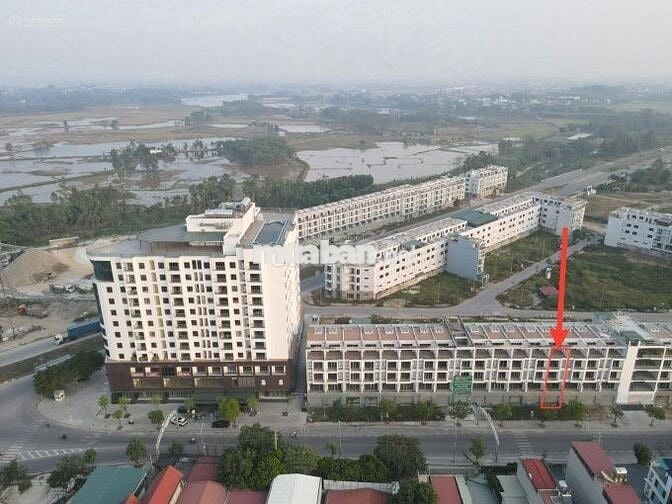 Chính chủ bán Shophouse 5 tầng mặt đường Nguyễn Tất Thành