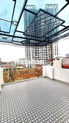 Bán Nhà Hoàng Quốc Việt - 50M2 - Phân Lô Ô Tô Tránh - Thang Máy