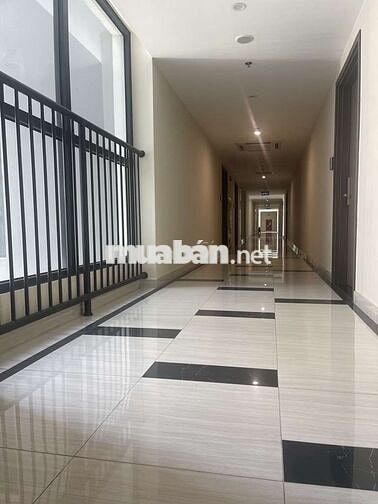 Vinhomes West Point Phạm Hùng 100m, 3pn 2vs tầng đẹp - giá cực hợp lý