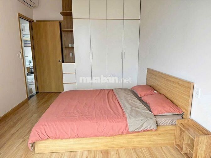 - Mặt tiền Phạm Văn Đồng Vị trí Trung Tâm đi lại các Quận Lân Cận