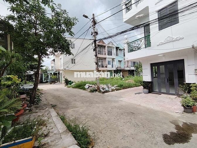 Sát KDC Phước Kiển - DT: 10m x 12.5m thổ cư, không QH - Chỉ 5ty...