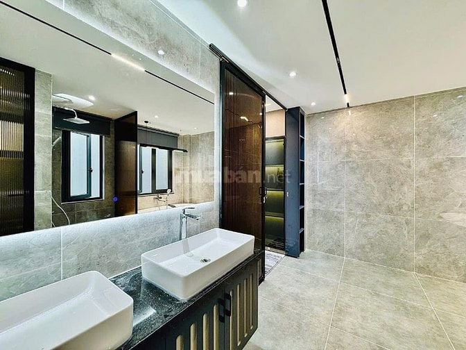 Gia đình cần bán gấp căn Huỳnh Tịch Của P8 Q3 giá 4tỷ1 sổ hồng riêng 