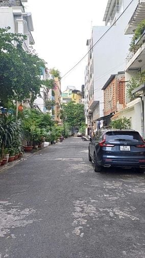 Bán gấp nhà đẹp Trần Phú Quận 5, 66m2, giá chỉ 4,2 tỷ thương lượng