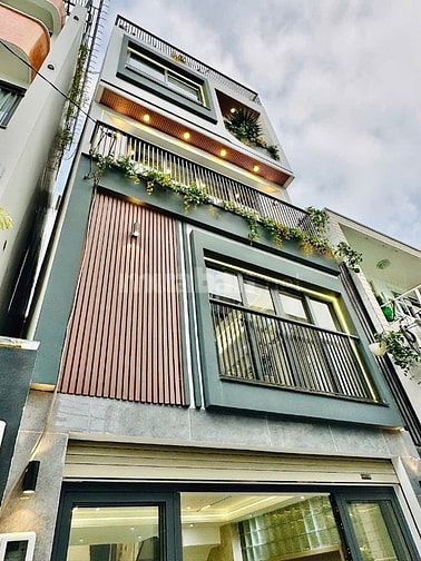 Gia đình cần bán gấp căn Huỳnh Tịch Của P8 Q3 giá 4tỷ1 sổ hồng riêng 