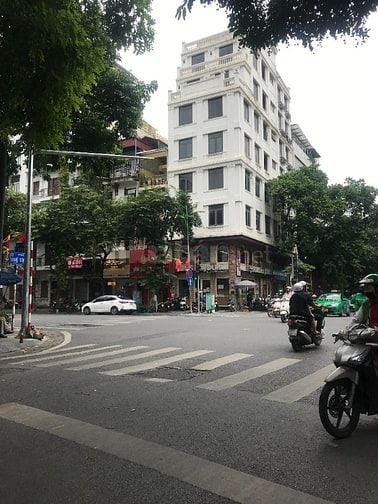 Nhà mặt phố Trần Xuân Soạn 22,5m mặt tiền >5m 22 tỷ.