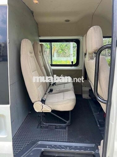 Ford Transit 2019 Van 6chỗ 940kg chuẩn zin