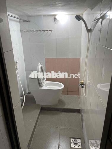 cho thuê phòng rộng có nội thất