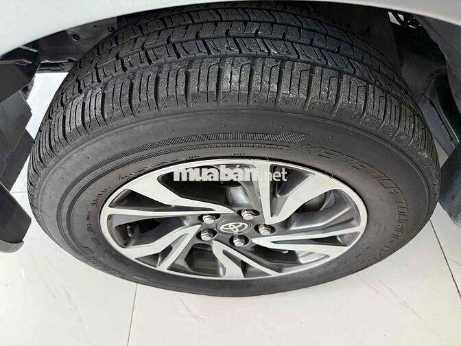 Toyota Innova 2021 E 2.0 MT - Xe Cũ Chính Hãng