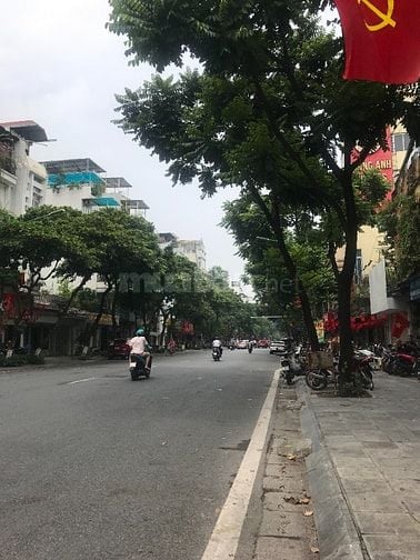 Nhà mặt phố Trần Xuân Soạn 22,5m mặt tiền >5m 22 tỷ.