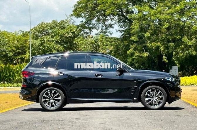 BMW X5 2023 xDrive40i M Sport - 12000 km