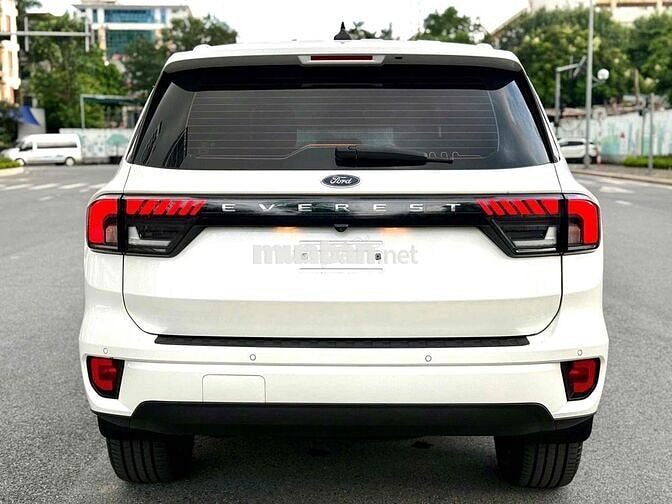 Ford Everest 2022 Titanium Plus 2.0L 4x4 AT