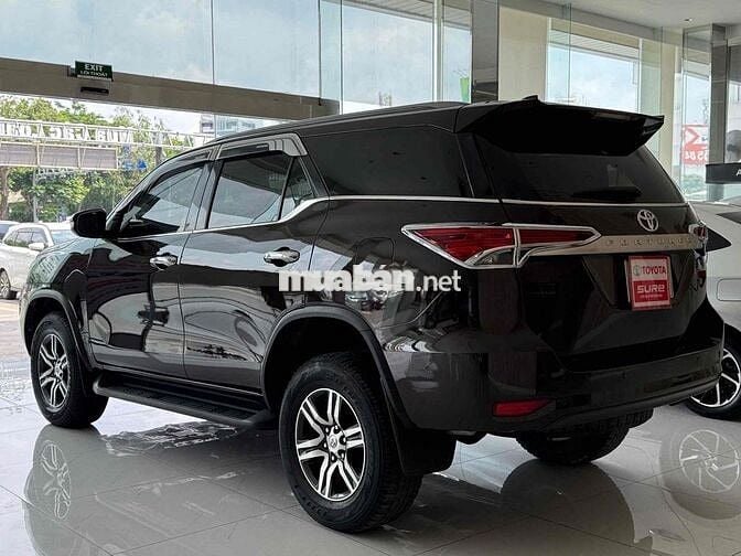 Toyota Fortuner 2017 2.4G - Dầu - Số Sàn -Tại Hãng