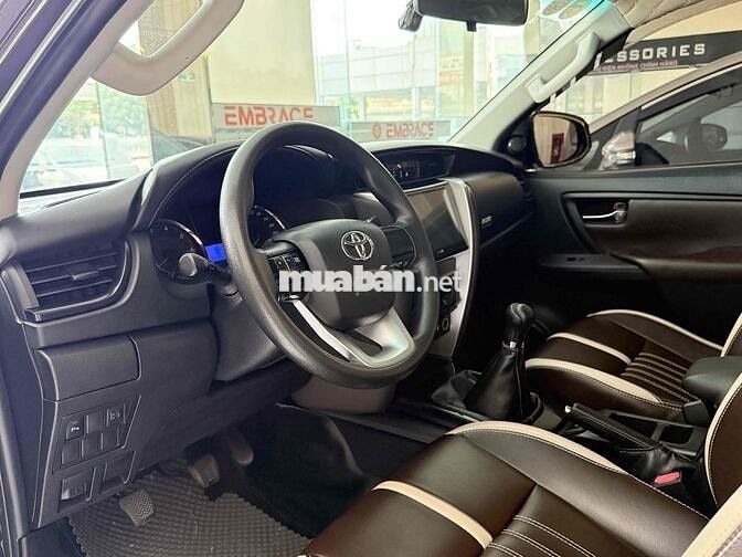 Toyota Fortuner 2017 2.4G - Dầu - Số Sàn -Tại Hãng