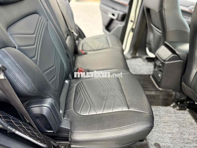 Ford Everest 2022 Titanium Plus 2.0L 4x4 AT