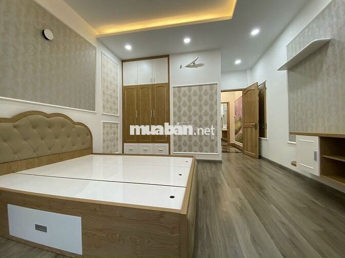 SỐC! CỰC PHẨM NHÀ ĐẸP - 176A Đặng Văn Ngữ P13 Q.PN - 4,5x18 400m sàn