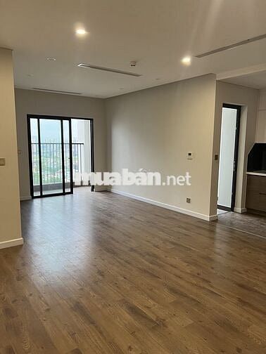 Vào luôn CH Hoàng Thành Pearl giá 14tr/th 80m2, 2PN đồ cơ bản để ở,LVP