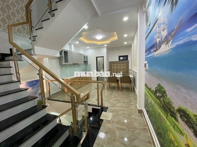 SỐC! CỰC PHẨM NHÀ ĐẸP - 176A Đặng Văn Ngữ P13 Q.PN - 4,5x18 400m sàn
