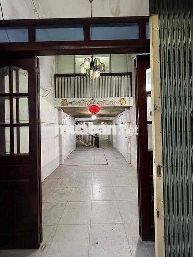 Nhà Ngay Mặt Tiền - 74m2 - 4 tầng - Sát Chà Và - Hoàn Công - hơn 7ty