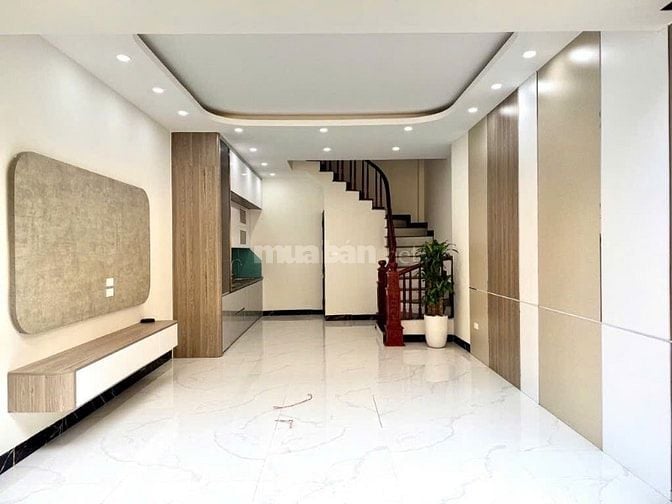 PHÚC LỢI – LONG BIÊN – 5 TẦNG- GẦN Ô TÔ TRÁNH – 39m2 GIÁ CHỈ 6.9 tỷ
