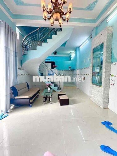 Bình TÂN ‘ CẠNH Q6 ‘ 31 m 4 TẦNG ’4 x 8 giá 3.8 tỷ TL
