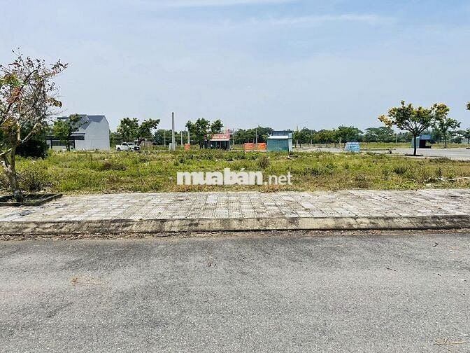 Cần bán GẤP lô đất sạch đẹp gần ĐH Phan Châu Trinh, sát KĐT FPT
