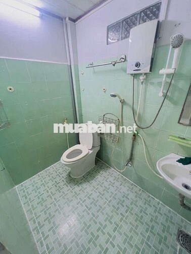 Nhà nguyên căn 4x15m sau căn mặt tiền đường thống nhất p10 gò vấp 7.5t