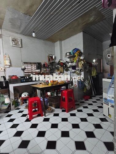 Ngang 6.3m dt 115m2. Đường số 8 linh xuan.td giá 4.5 tỷ. Hxh sieu hiếm