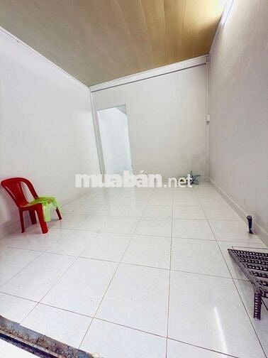BÁN NHÀ DẠ NAM HẺM XE HHƠI CÁCH MẶT TIỀN 30 M