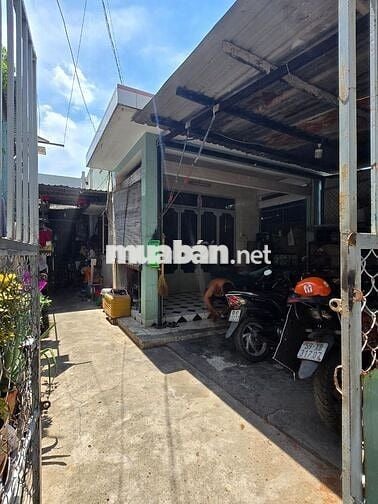 Ngang 6.3m dt 115m2. Đường số 8 linh xuan.td giá 4.5 tỷ. Hxh sieu hiếm