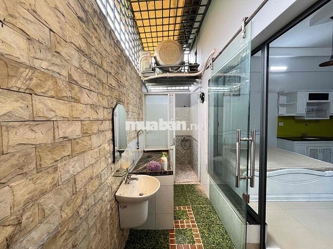 PHÒNG STUDIO SIÊU RỘNG & ĐẸP - GẦN UEH, TDTU, STU.