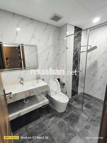 Cho thuê CCMN 1n1k 36m2 Full đồ, máy giặt riêng tại mặt Phố Chùa Quỳnh
